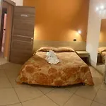 Mandanici :borgo Marsalini 3* Barcellona-Pozzo di Gotto