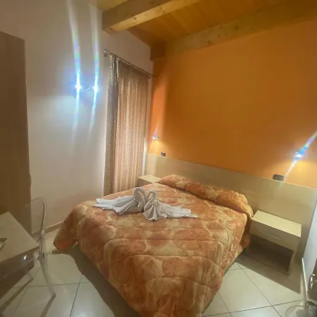Mandanici :borgo Marsalini Gasthuis 3*
