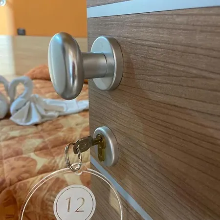 Mandanici :borgo Marsalini 3*