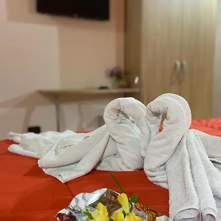 Mandanici :borgo Marsalini 3*