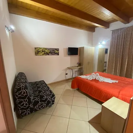 Mandanici :borgo Marsalini Gasthuis 3*