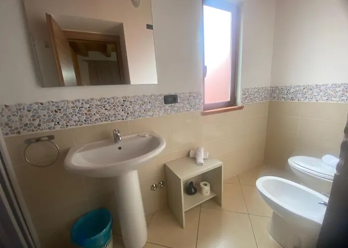 Gasthuis Mandanici :borgo Marsalini Barcellona-Pozzo di Gotto