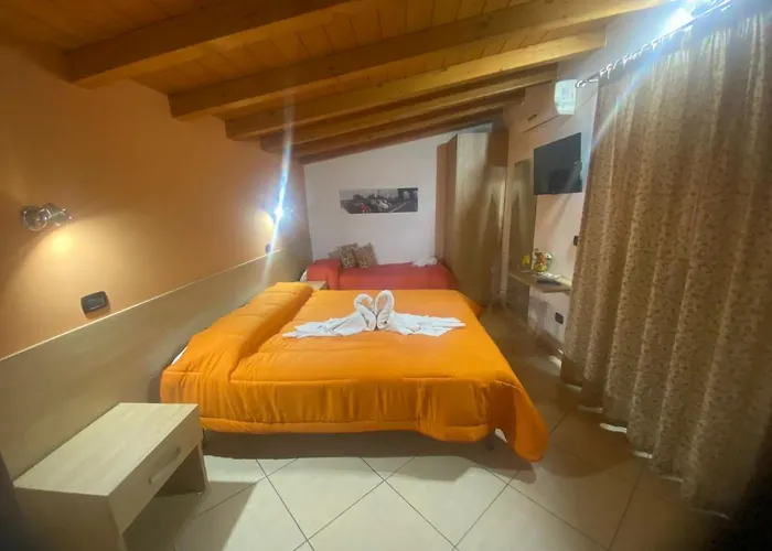 Mandanici :borgo Marsalini Gasthuis 3*