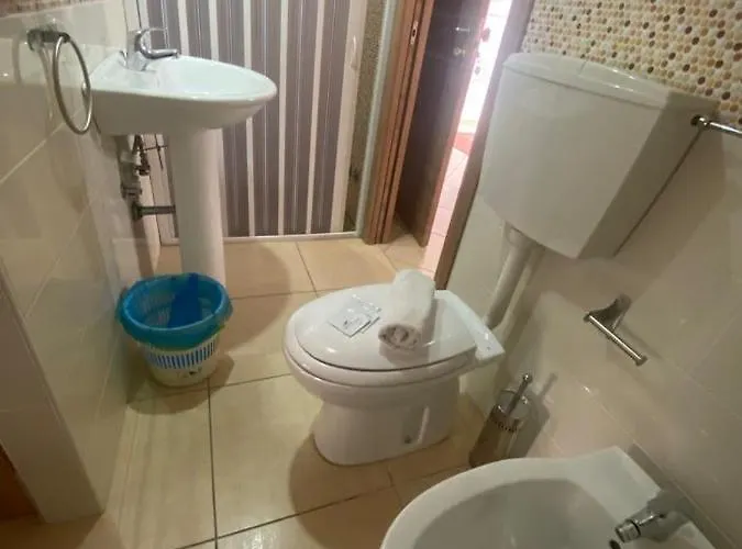 Mandanici :borgo Marsalini 3* Barcellona-Pozzo di Gotto