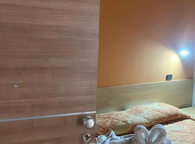 Mandanici :borgo Marsalini Barcellona-Pozzo di Gotto