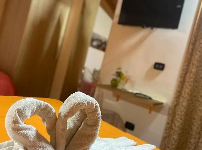 Gasthuis Mandanici :borgo Marsalini