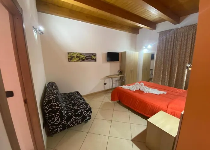 Mandanici :borgo Marsalini Gasthuis 3*